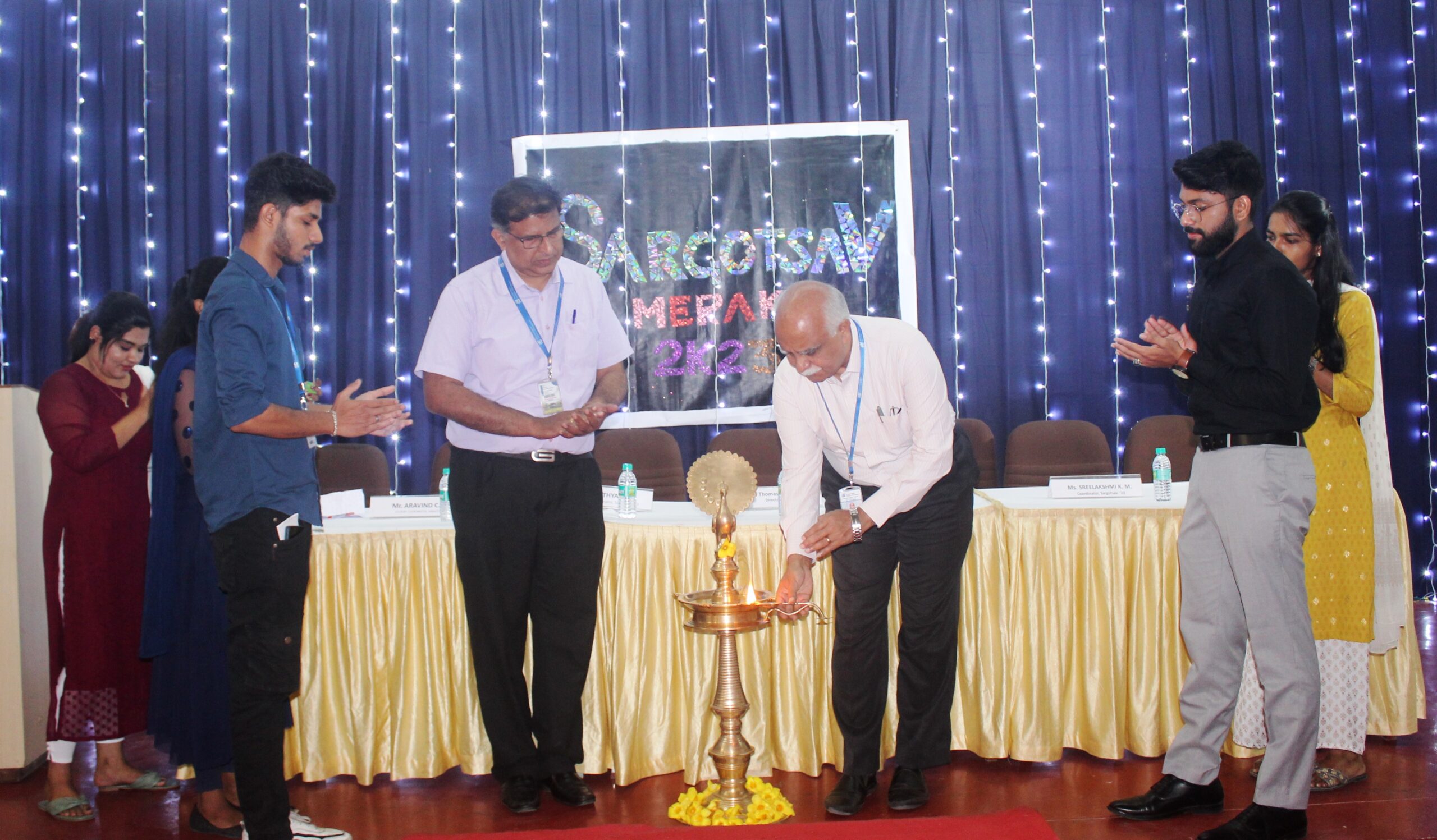 Dr. Thomas T. Thomas, Director, GIM Lighting the Lamp (61)